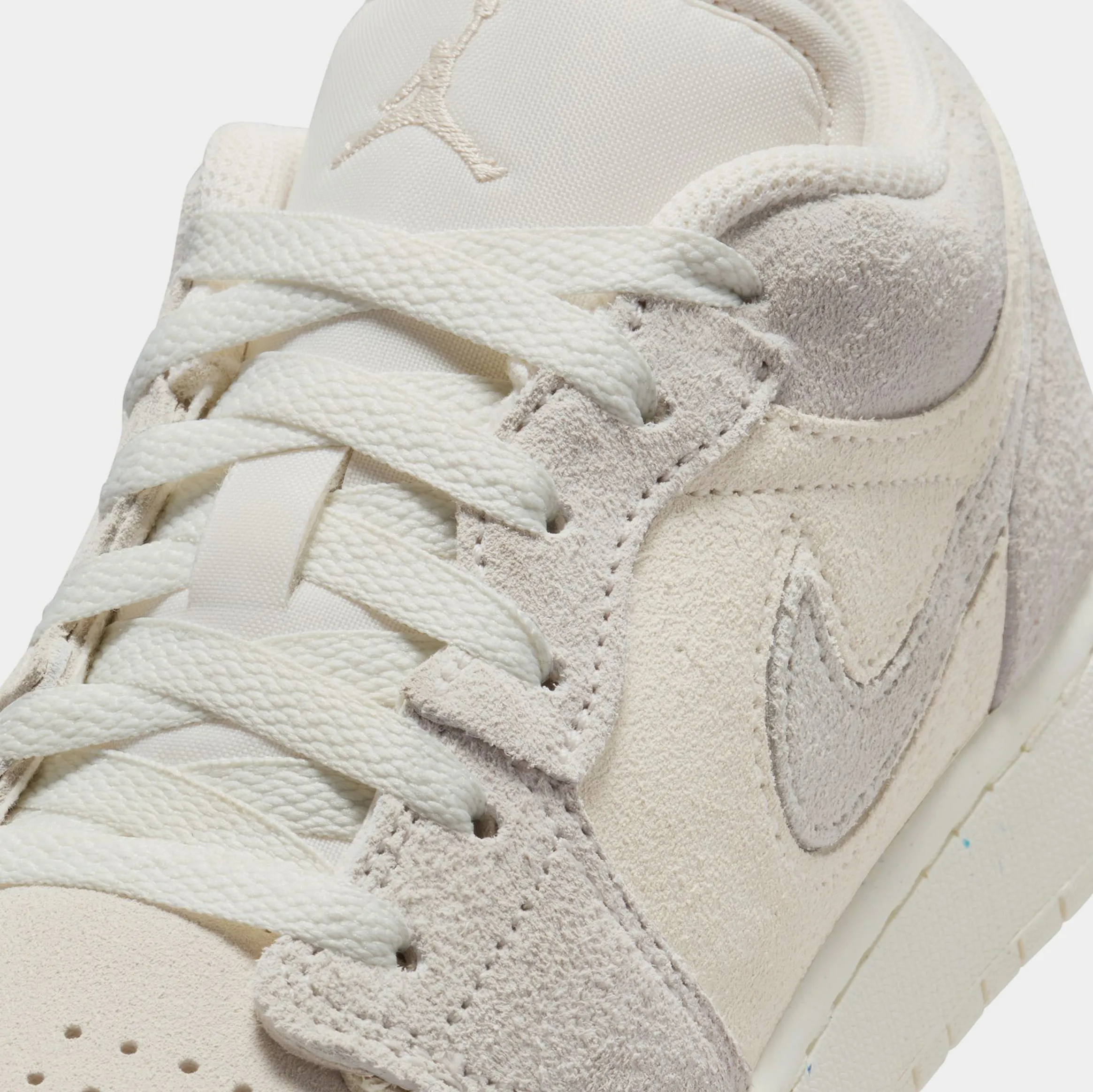 Air Jordan 1 Low SE Craft Grade School Lifestyle Shoes (Pale Ivory/Legend Light Brown/Sail)