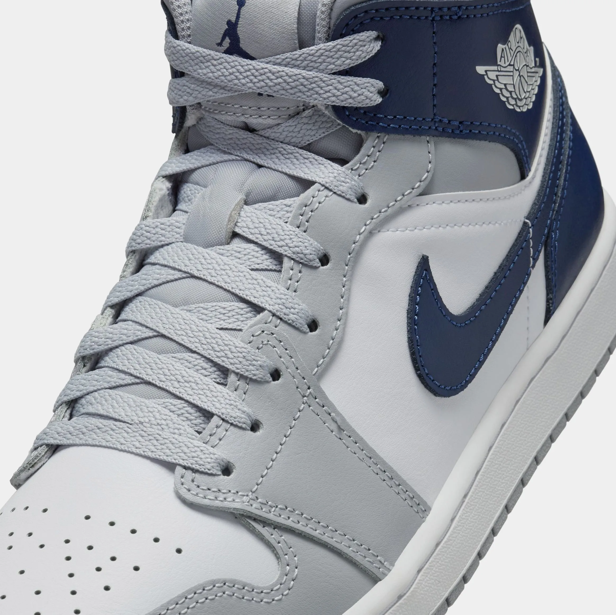 Air Jordan 1 Retro Mid Wolf Grey Midnight Navy Mens Lifestyle Shoes (White/Wolf Grey/Midnight Navy)