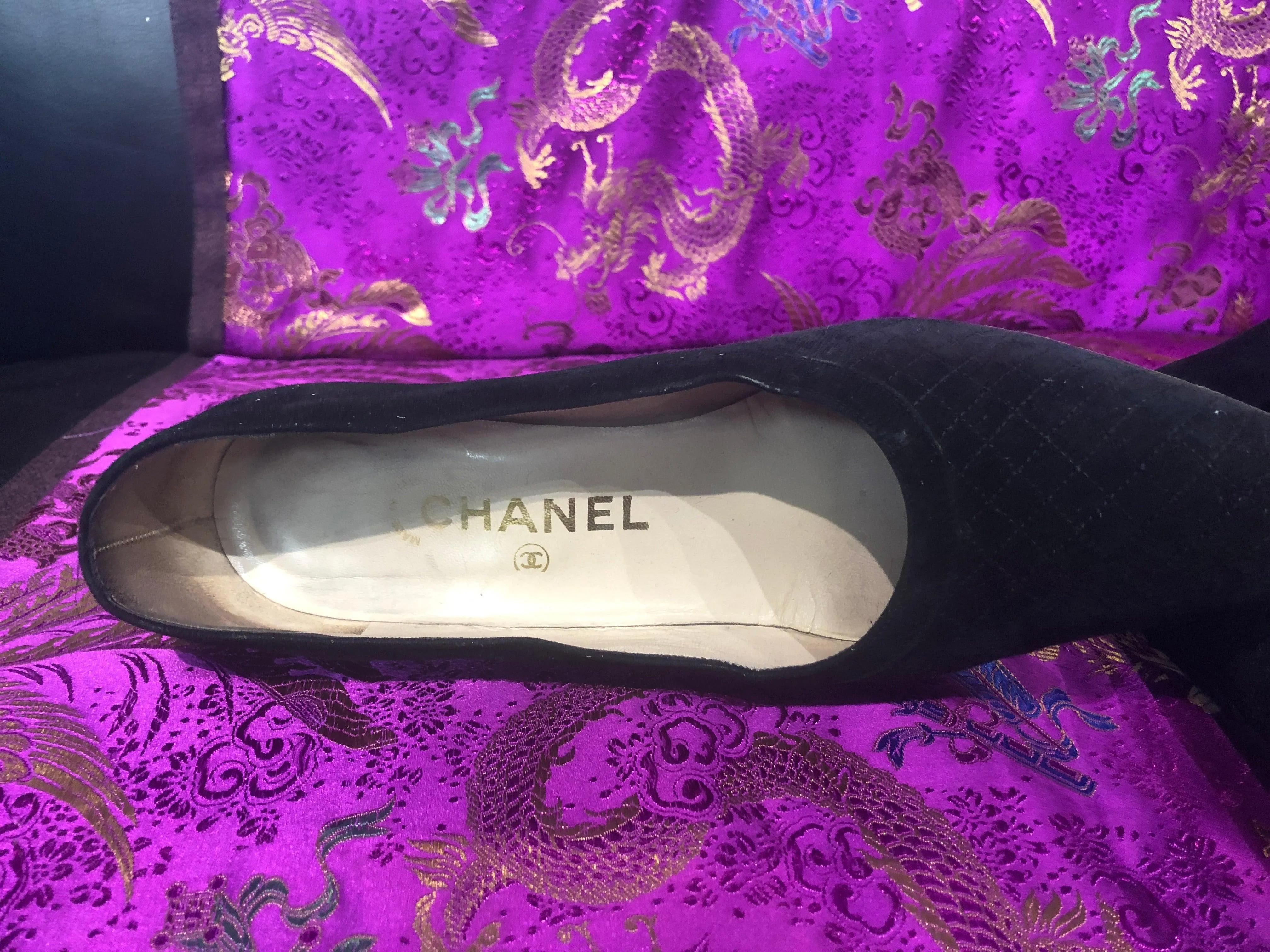 Chanel vintage black suede court shoes size 36.5