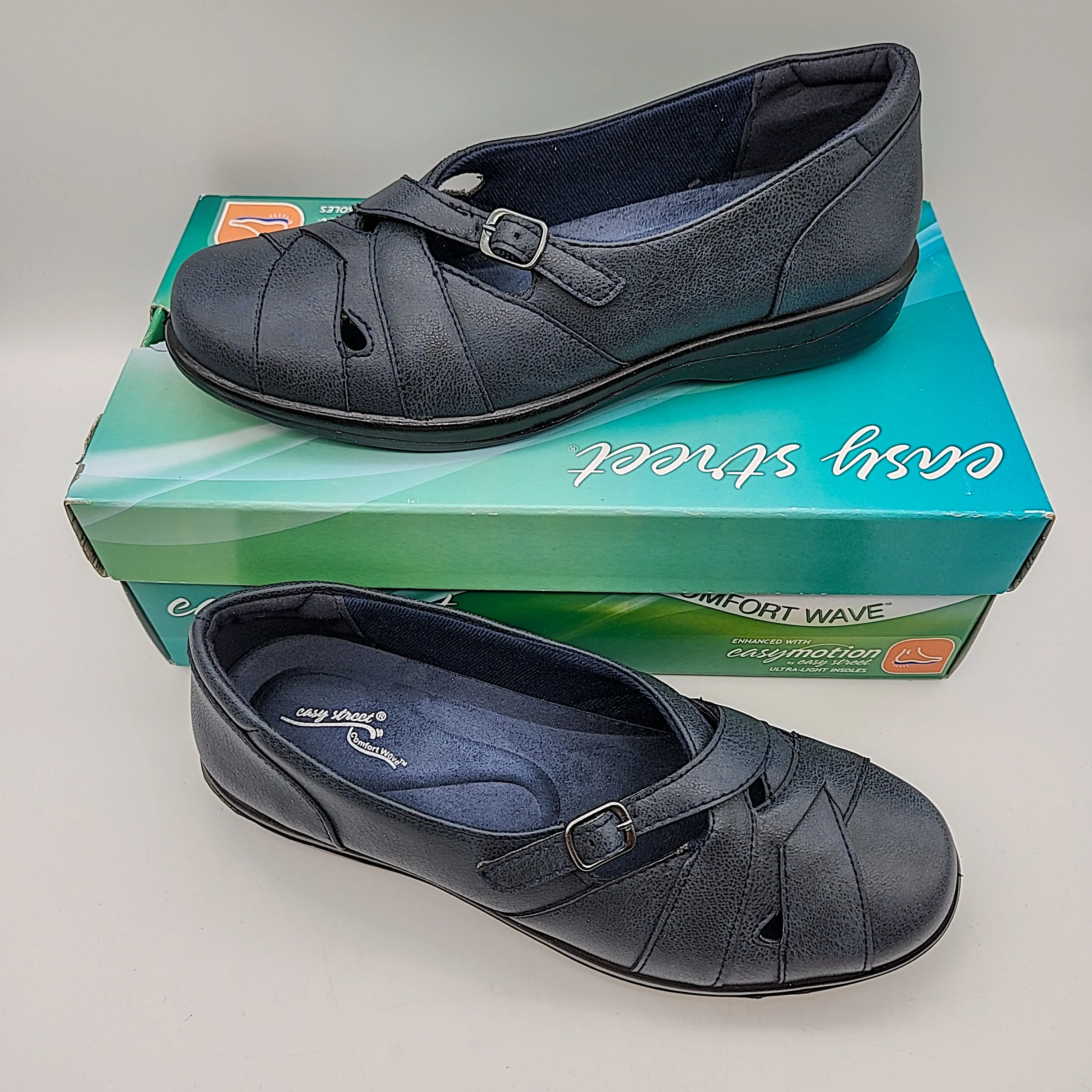 Easy Street Sync Flats Womens Shoes, 7.5M Navy