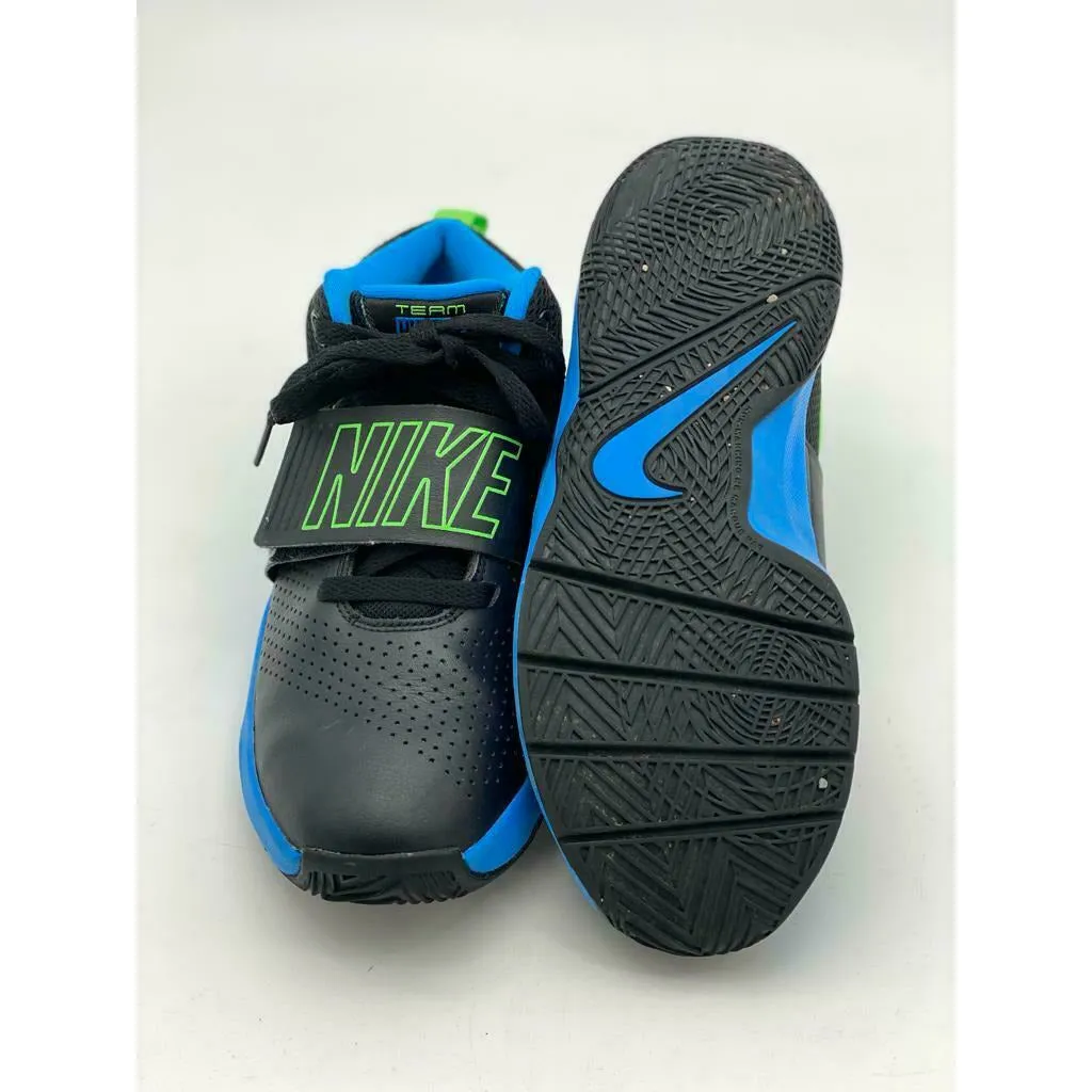 Kids Nike Team Hustle D8 Court Shoe Black/blue/green Size 5.5Y