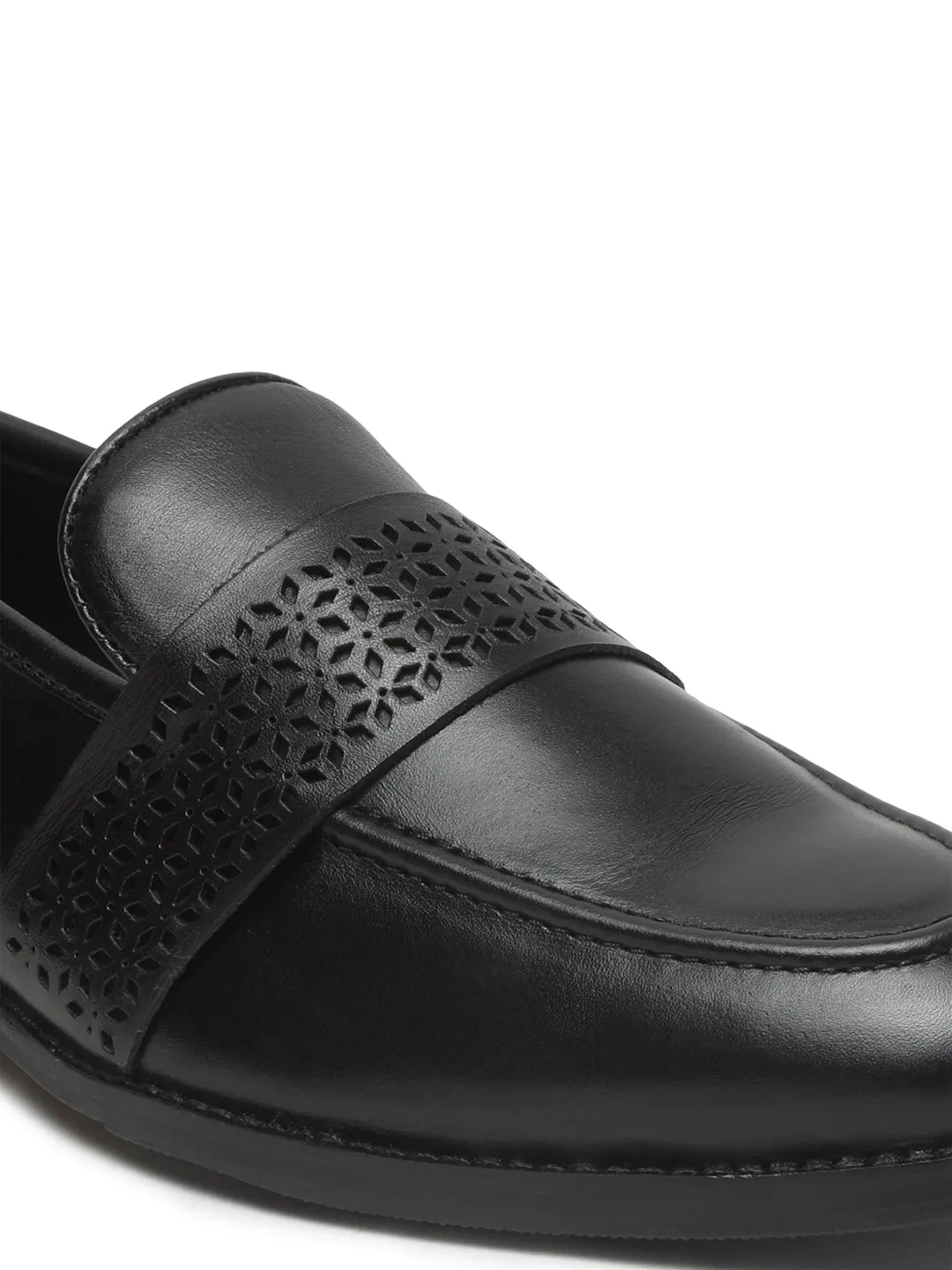 Men's Black Solid Leather Slip-on shoes