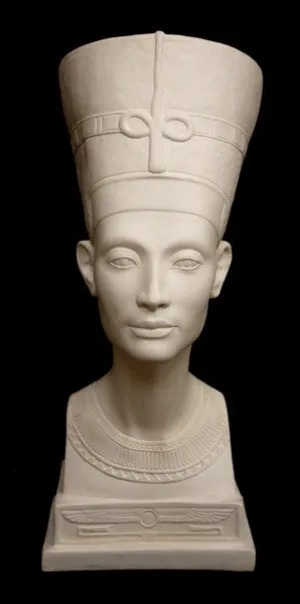 Nefertiti Reduction - Item #83