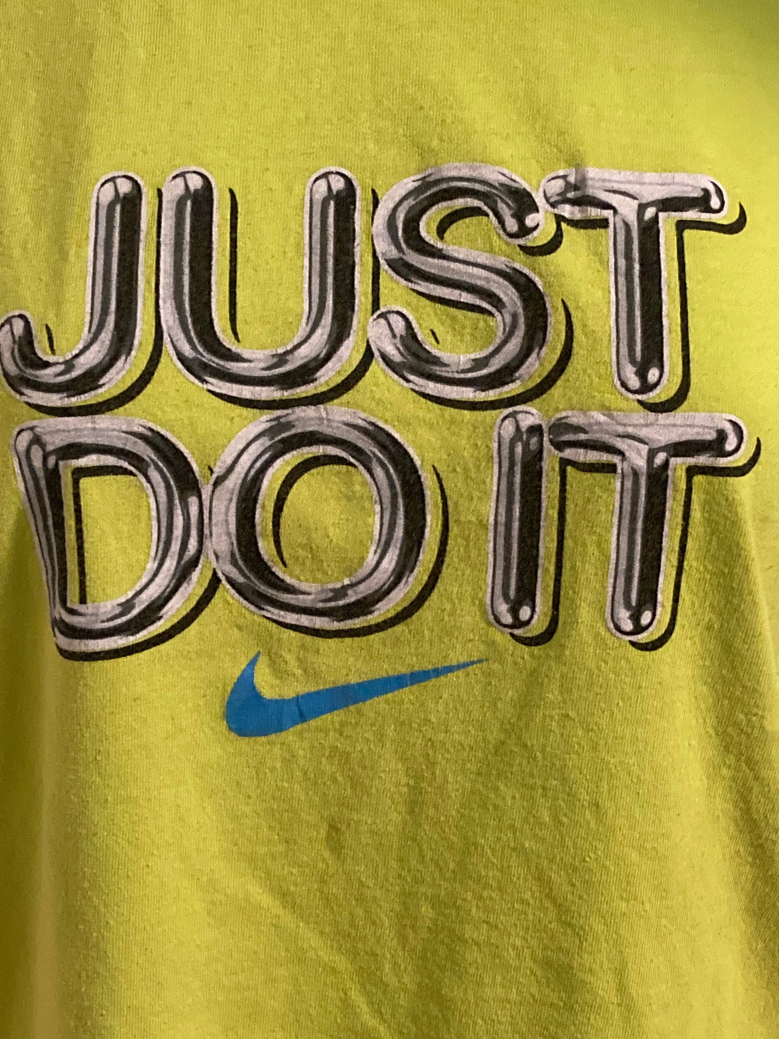 NIKE "JUST DO IT" NIKE SWIM Graphic Print Youth Unisex XL Extra Xtra Large Neon Green T-Shirt Tee Shirt