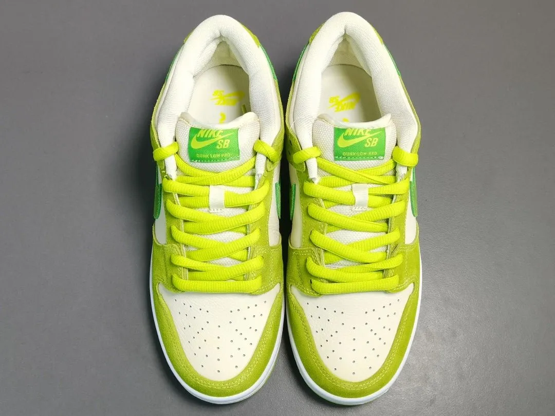 NIKE SB DUNK x GREEN APPLE