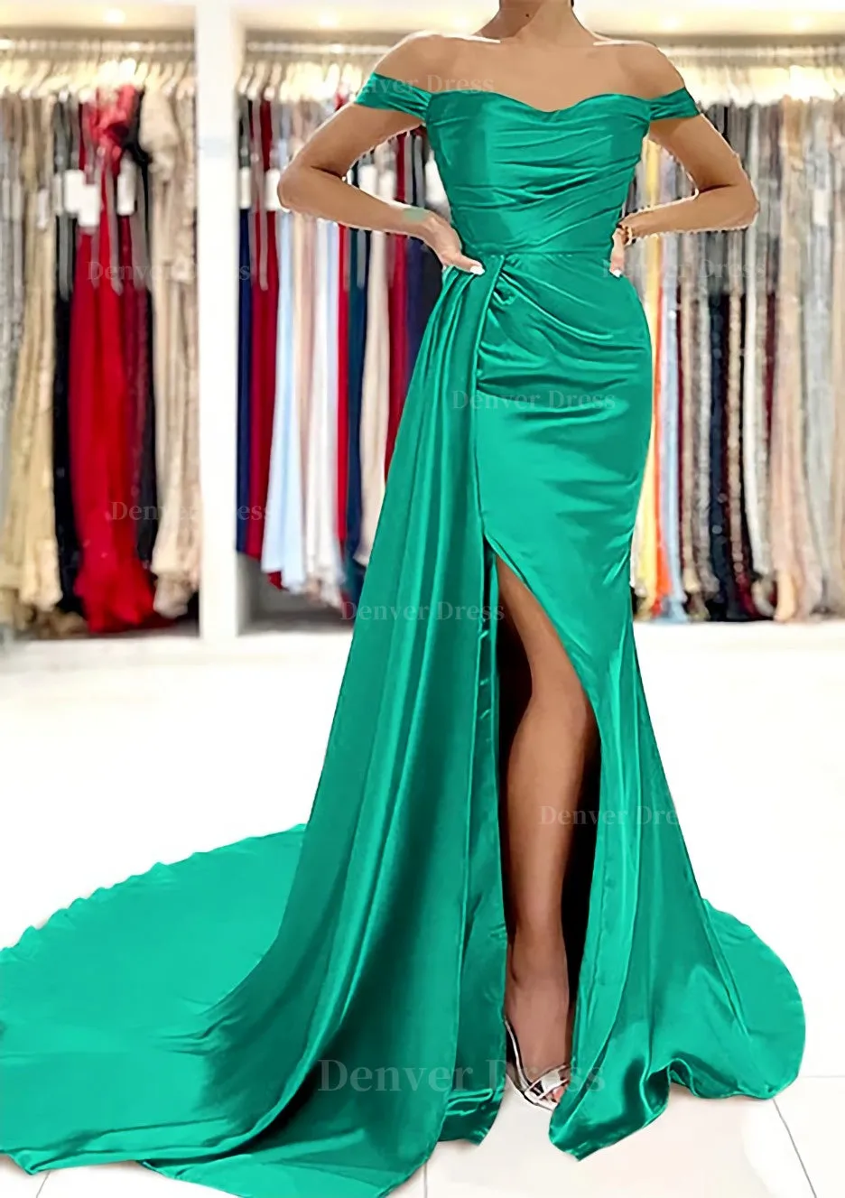 Sheath/Column Off-the-Shoulder Short Sleeve Charmeuse Court Train Prom Dress With Pleated