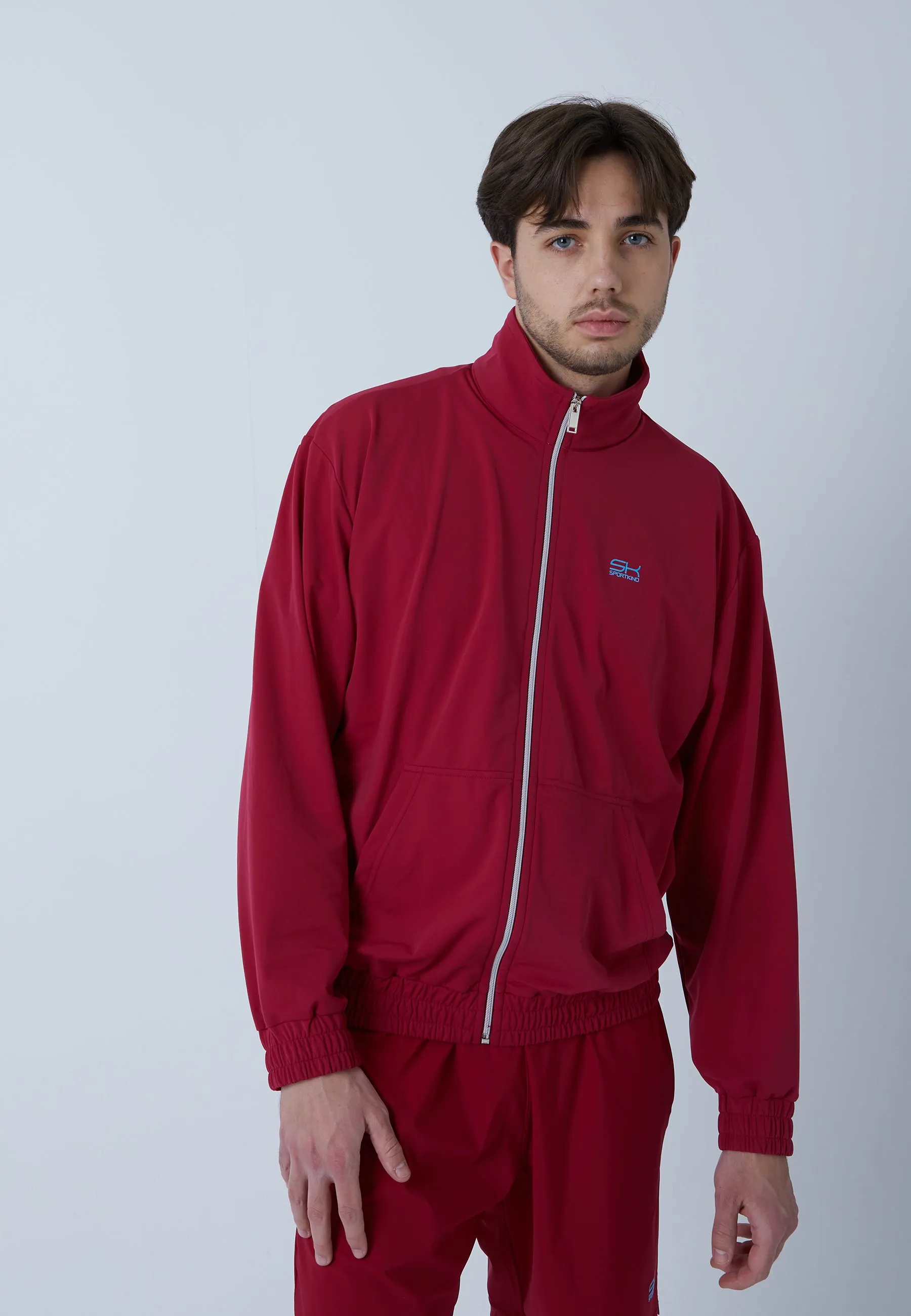 Tennis Court Jogger, burgundy red