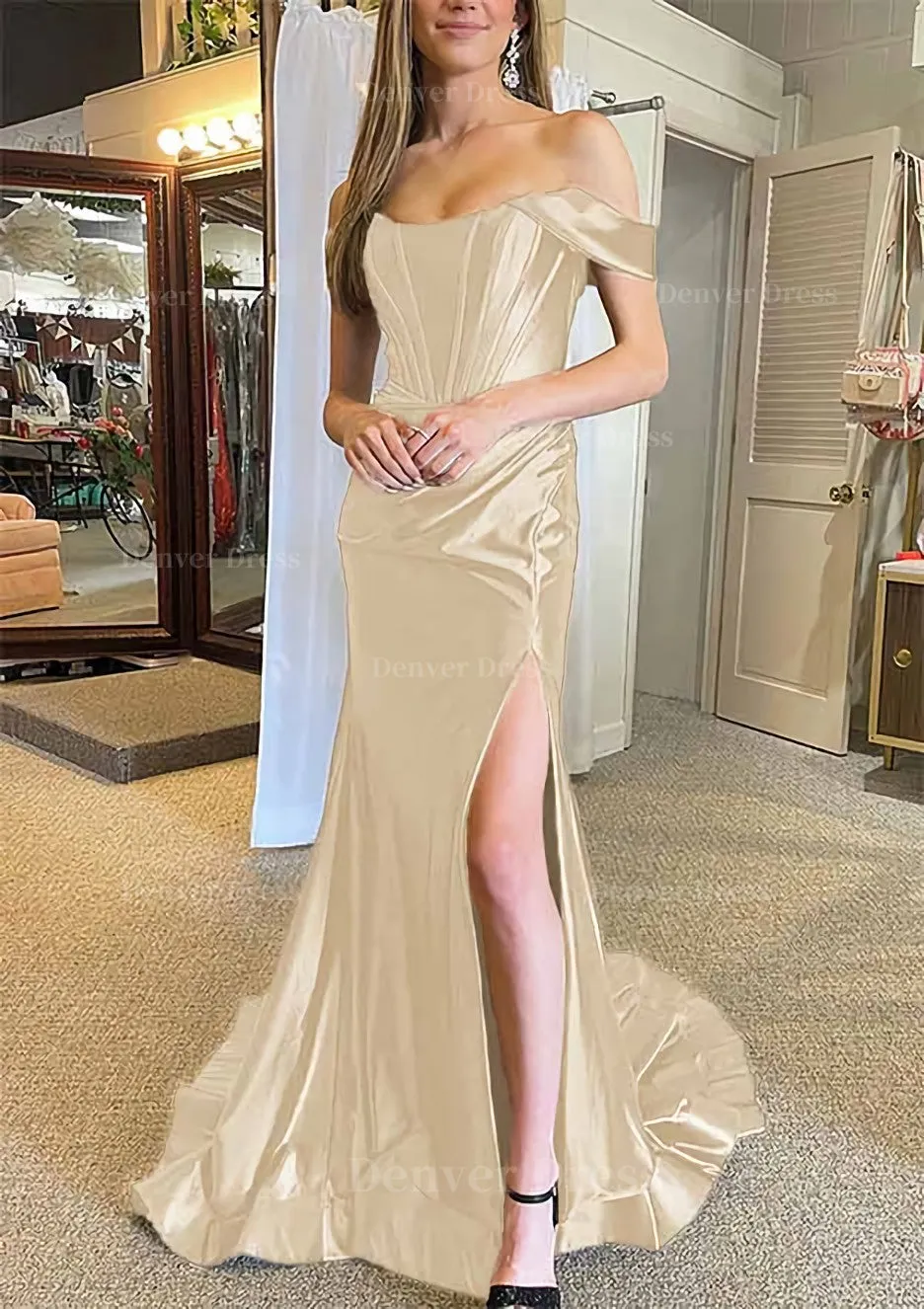 Trumpet/Mermaid Off-the-Shoulder Regular Straps Court Train Silk like Satin Prom Dress With Pleated Split