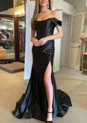 Trumpet/Mermaid Off-the-Shoulder Regular Straps Court Train Silk like Satin Prom Dress With Pleated Split