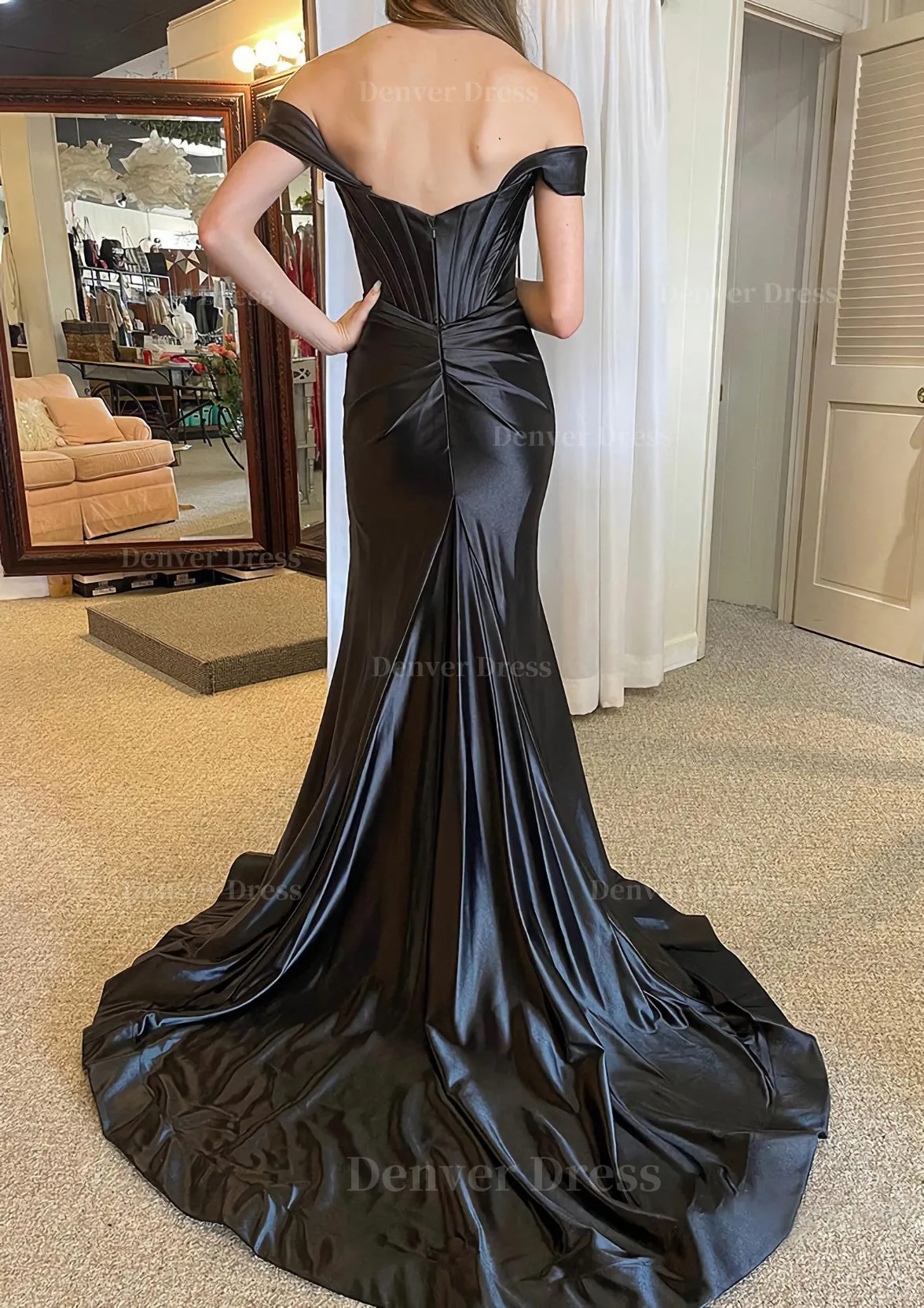 Trumpet/Mermaid Off-the-Shoulder Regular Straps Court Train Silk like Satin Prom Dress With Pleated Split