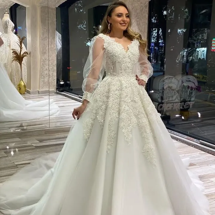 Unique A-Line V-neck Wedding Dress With Appliques Lace Tulle Puffy Long Sleeves